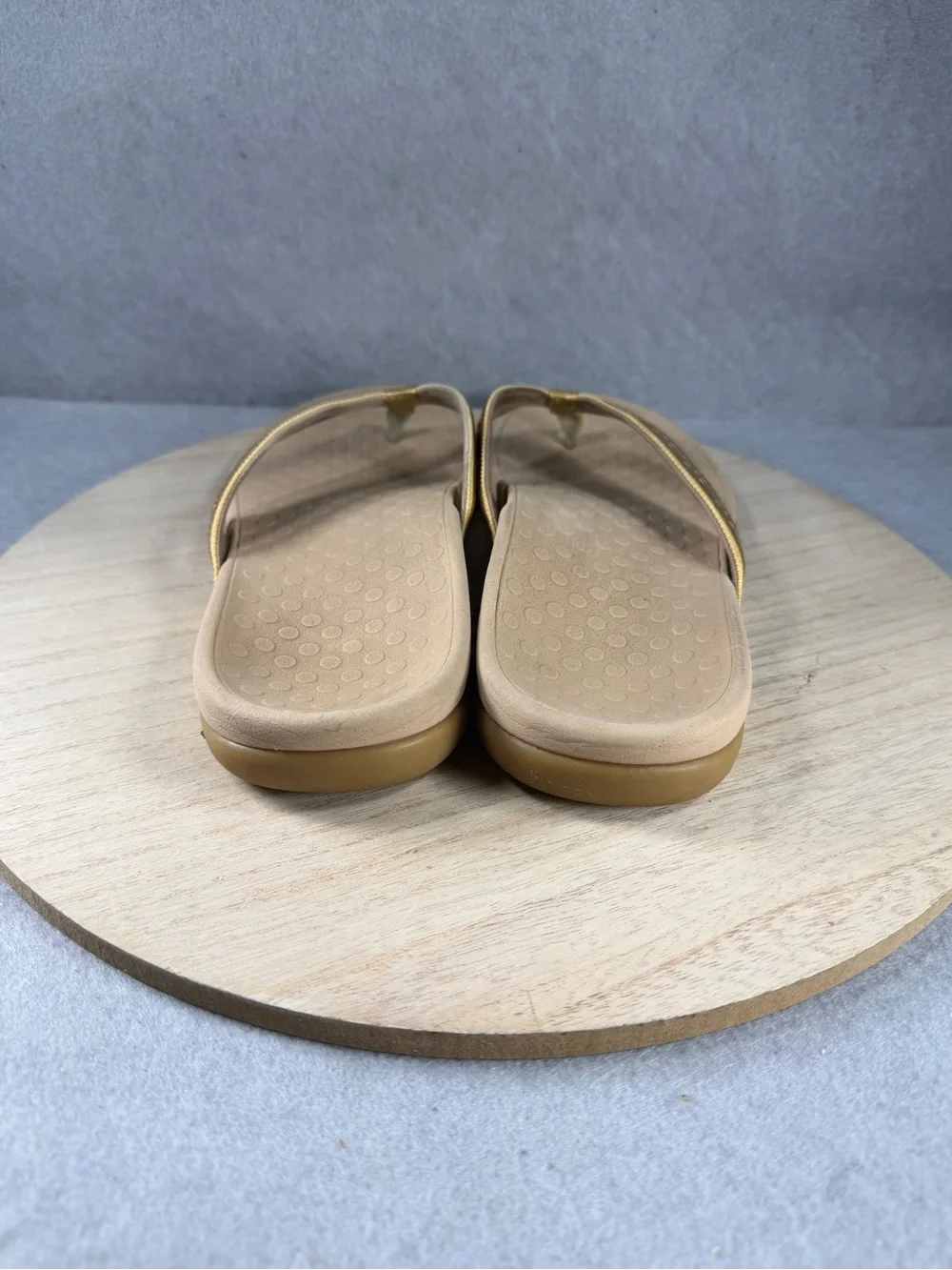 Vionic Tan Footbed Sandals with Gold Metallic Straps